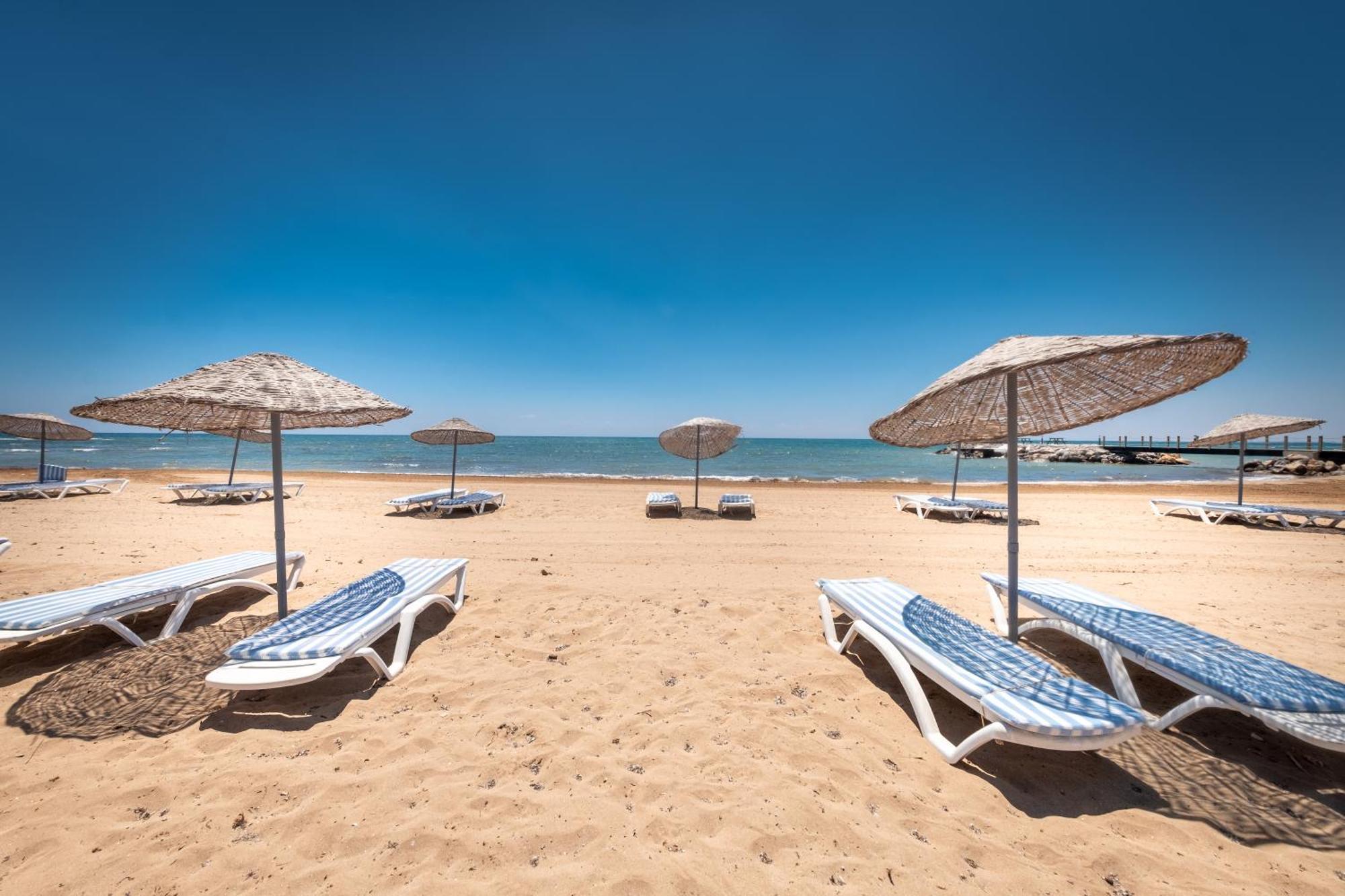 Private Beach Resort Cyprus Vokolidha ภายนอก รูปภาพ